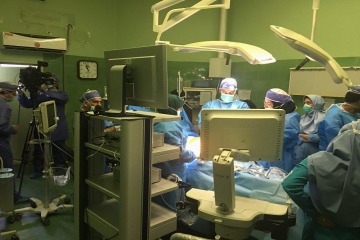 دسنتگاه لیزر جداسازی جفت در دوقلوهای همسان 